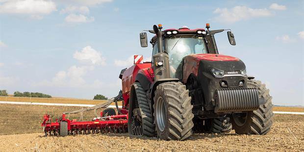 Magnum™ AFS Connect™: the next level in data monitoring and management – and new cab comfort standards